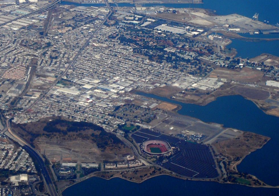 Planting trees to fight pollution and racism in Bayview Hunters Point