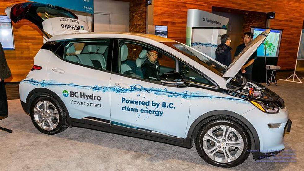 Canada moves to make one-fifth of all vehicle sales electric starting in 2026