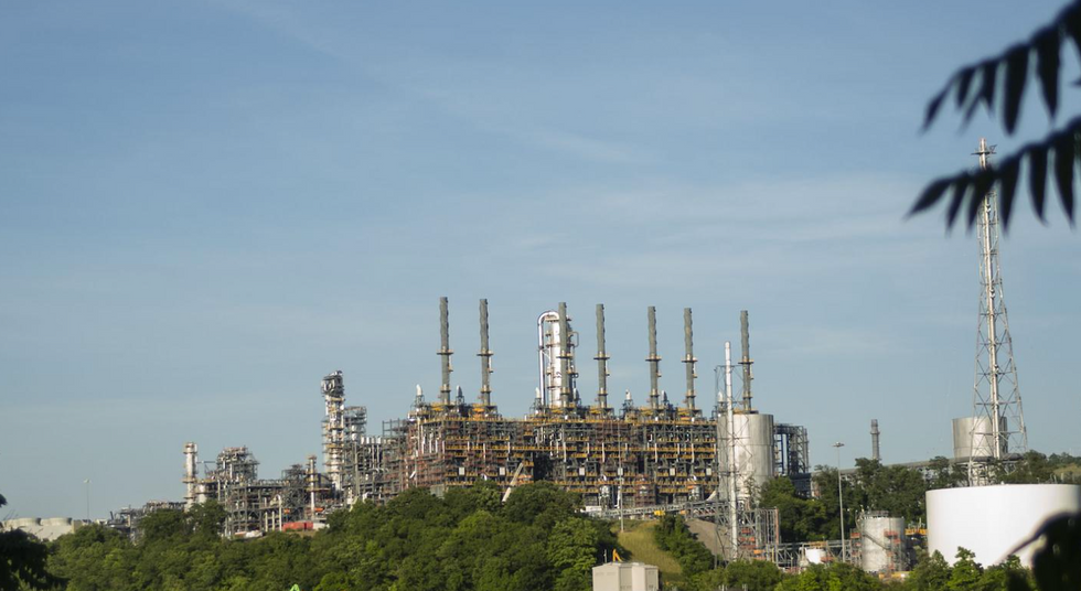 Shell agrees to pay $10 million for air pollution at massive new Pennsylvania petrochemical plant